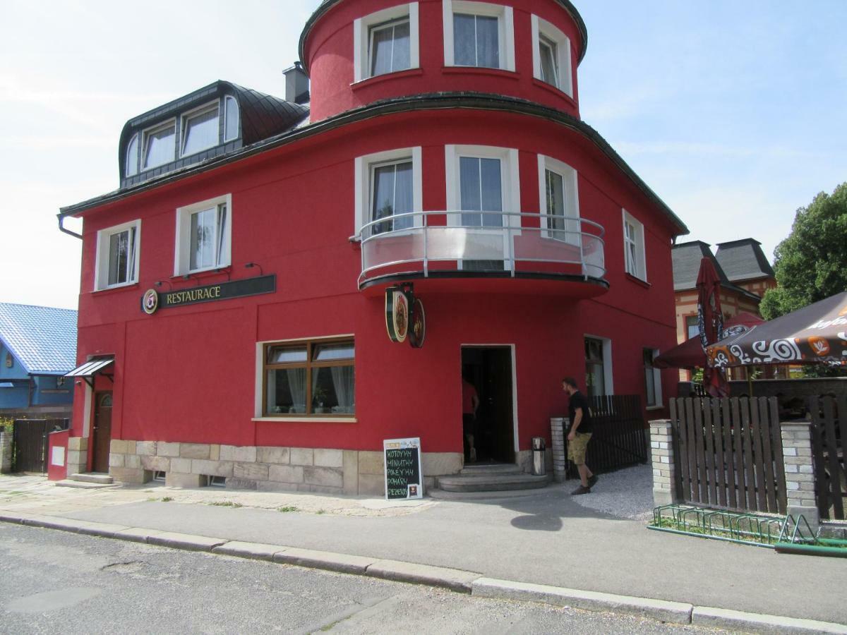 Julie 1 Apartment Svoboda nad Upou Exterior photo