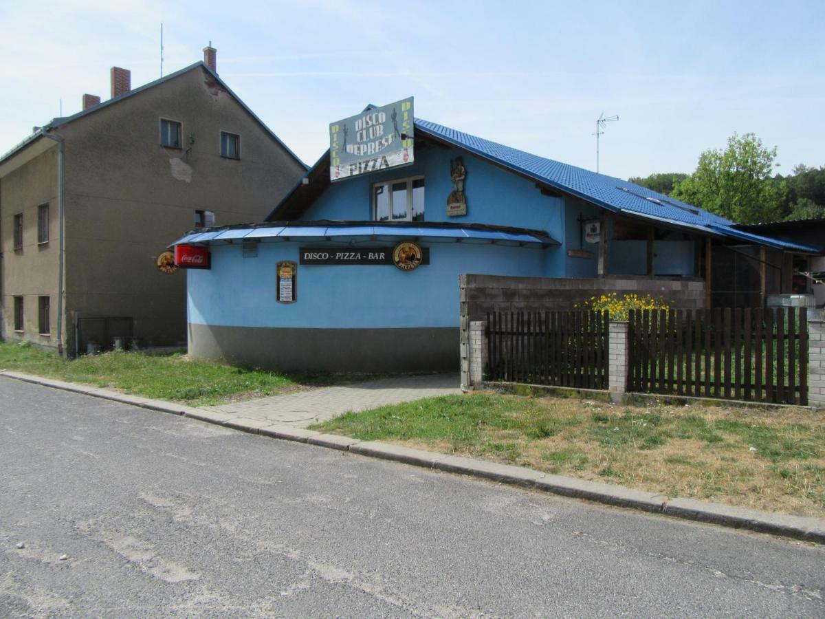 Julie 1 Apartment Svoboda nad Upou Exterior photo